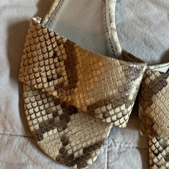 Zara Women’s Flat Python Sandals / Flats 38 - Picture 3 of 4